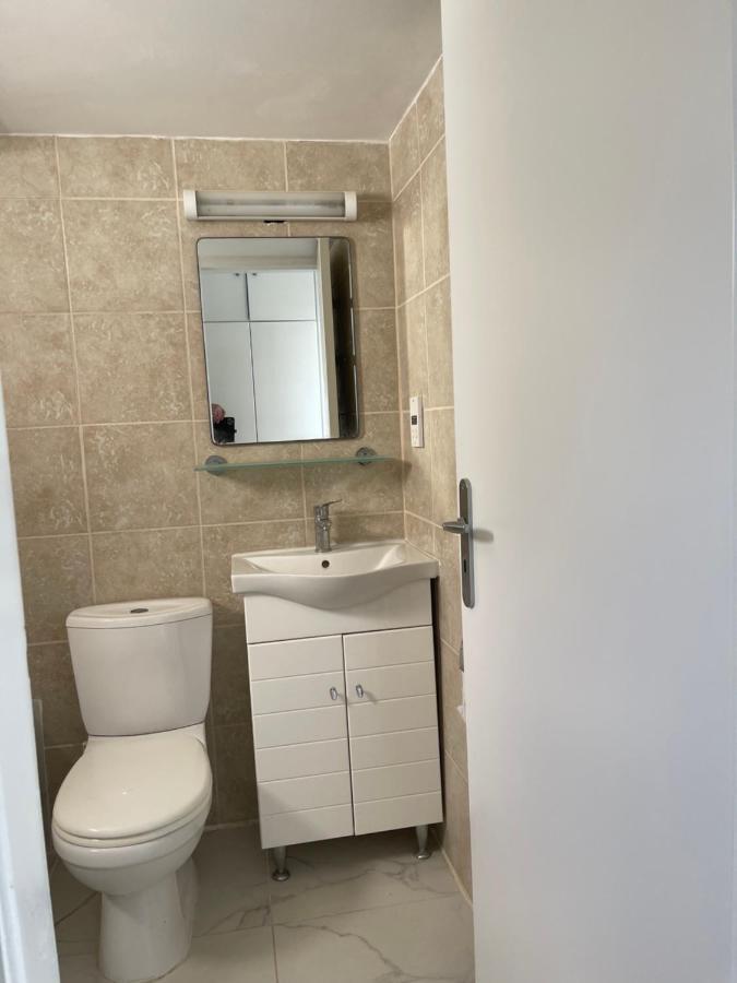 لارنكا Beachfront Villa - Dasaki المظهر الخارجي الصورة