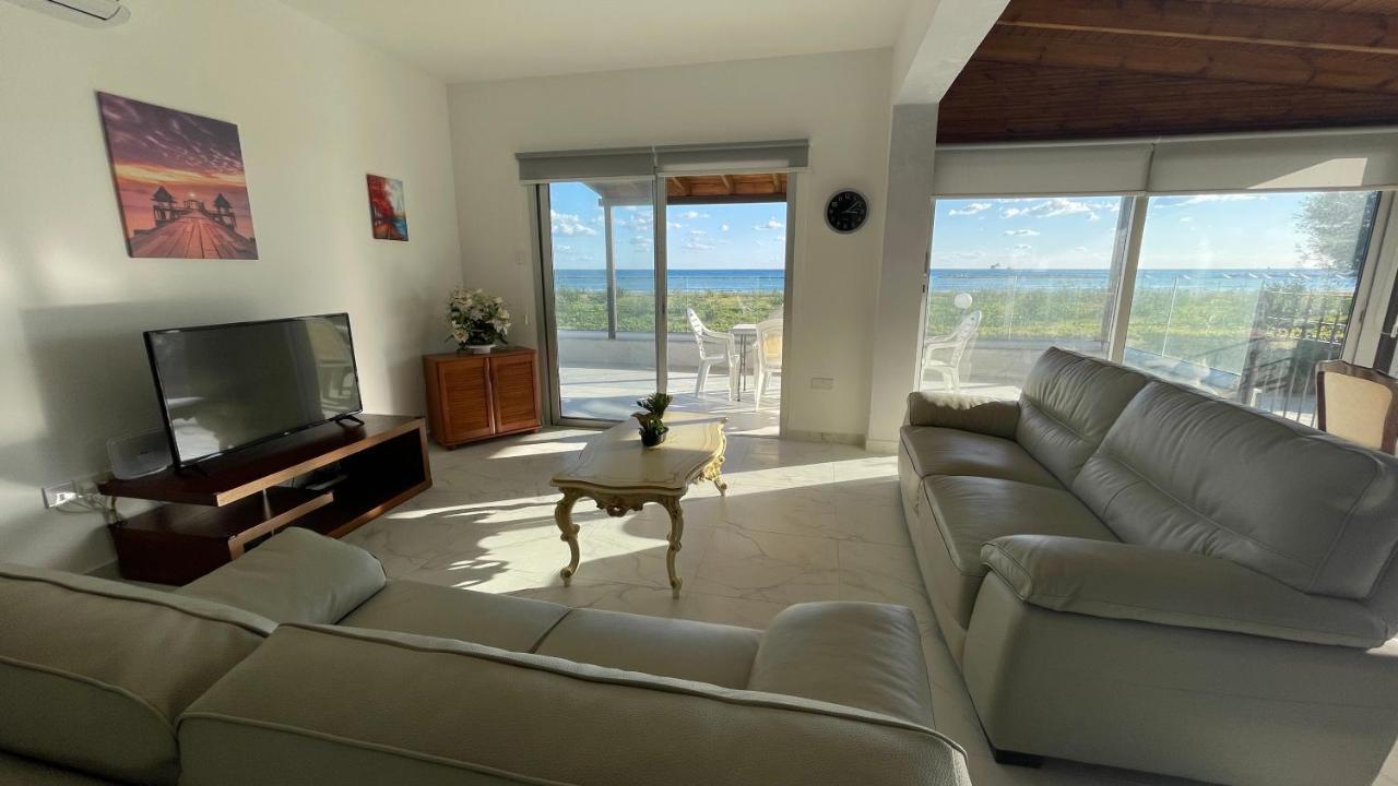 لارنكا Beachfront Villa - Dasaki المظهر الخارجي الصورة